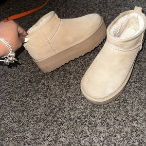 Sand Platform Uggs
